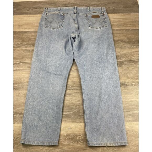 Wrangler Jeans Men's 42x34 Fits 42x31 Blue 13MWZAW Cowboy Cut Western Denim - Picture 2 of 9